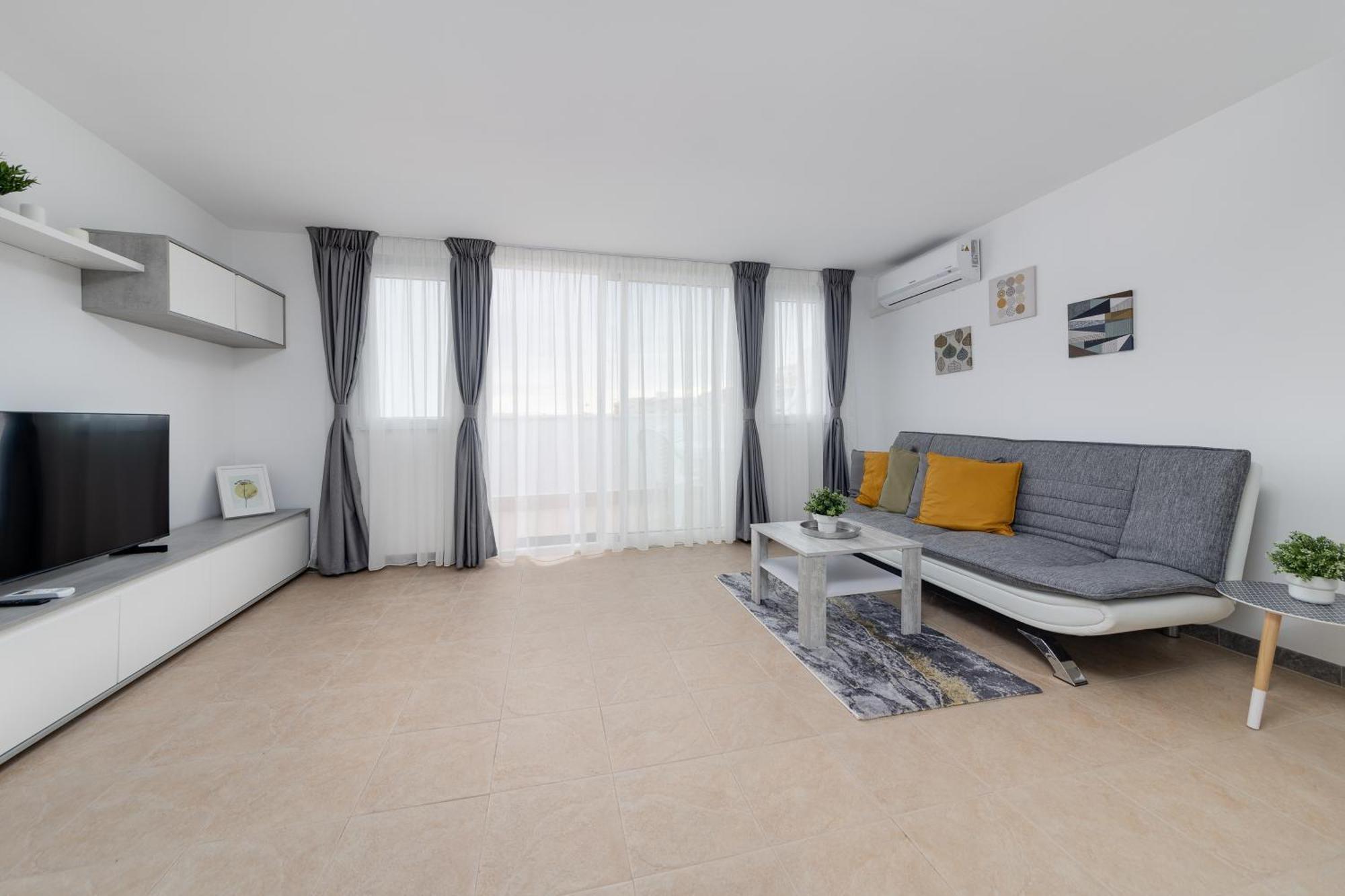 Cosy Apartment Near The Sea Torrevieja Ngoại thất bức ảnh