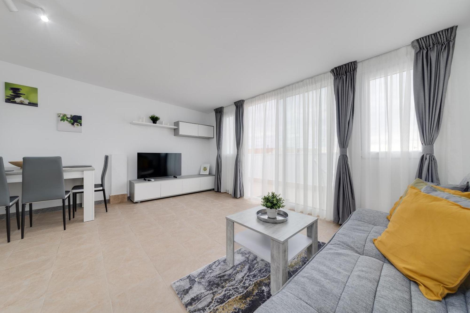 Cosy Apartment Near The Sea Torrevieja Ngoại thất bức ảnh